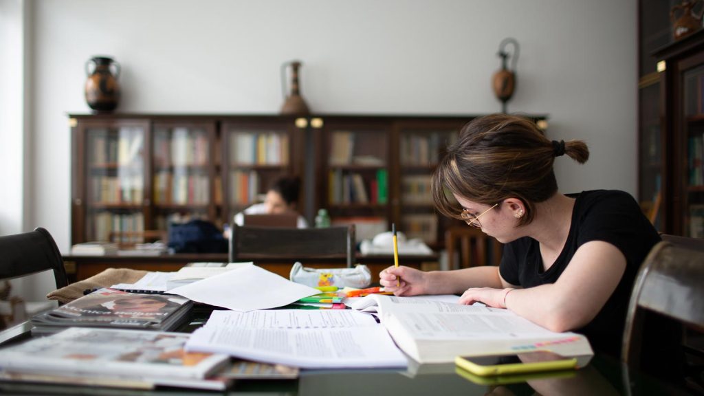 Scholarships and Grants EDUCatt International Students